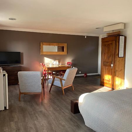 Arles Campagne Location "La Campagn'Arles" Bed & Breakfast Екстериор снимка