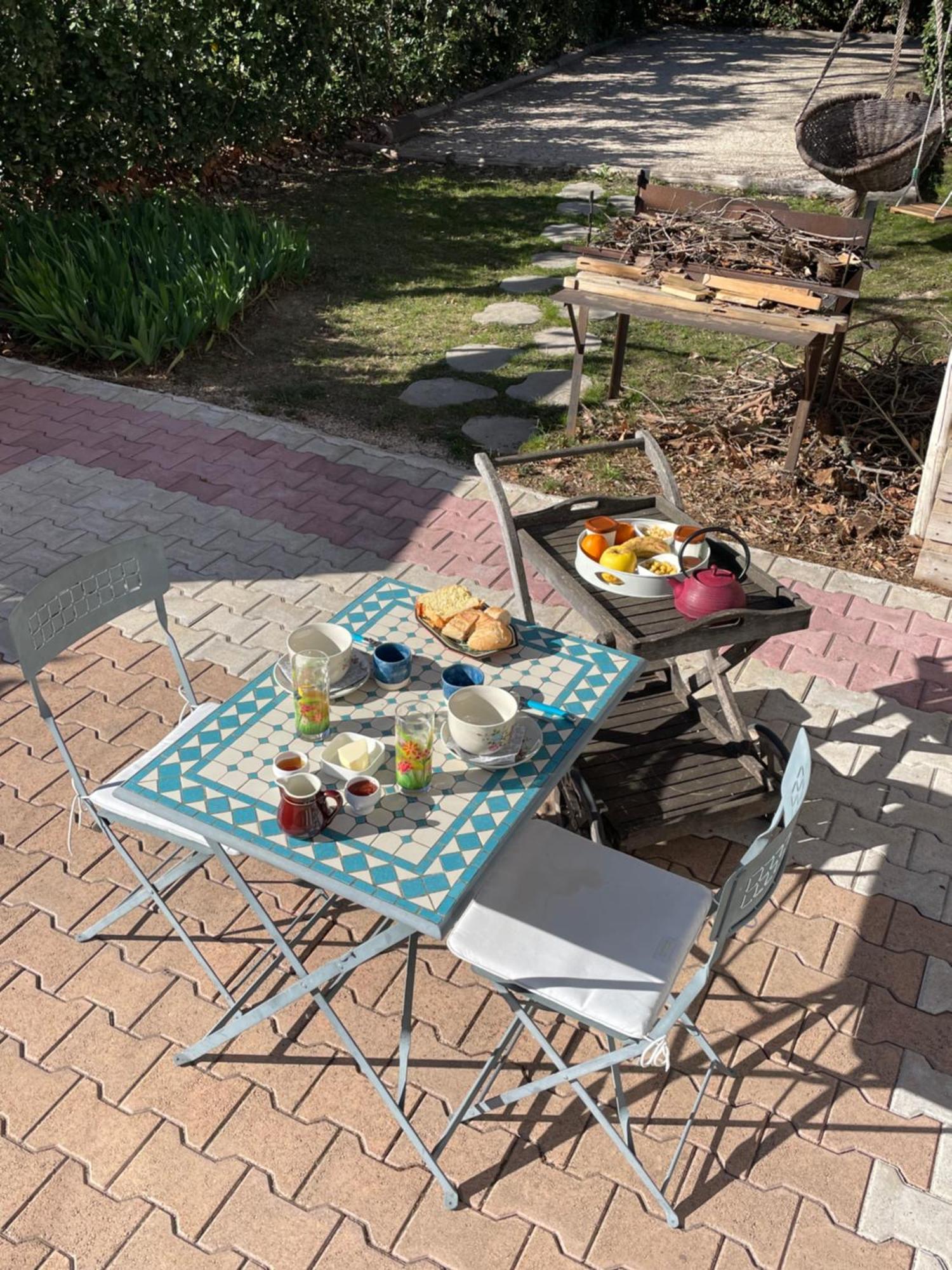 Arles Campagne Location "La Campagn'Arles" Bed & Breakfast Екстериор снимка