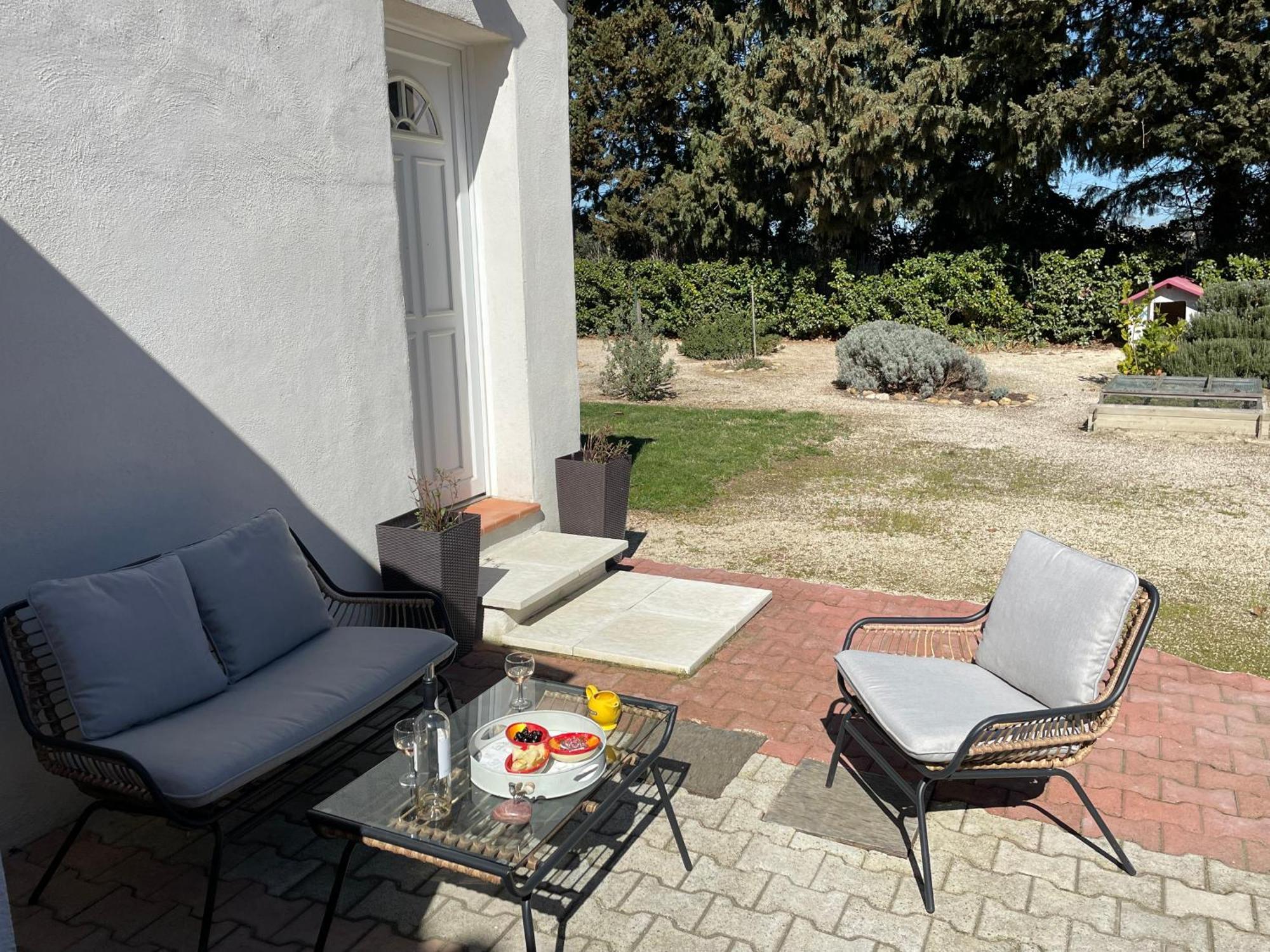 Arles Campagne Location "La Campagn'Arles" Bed & Breakfast Екстериор снимка